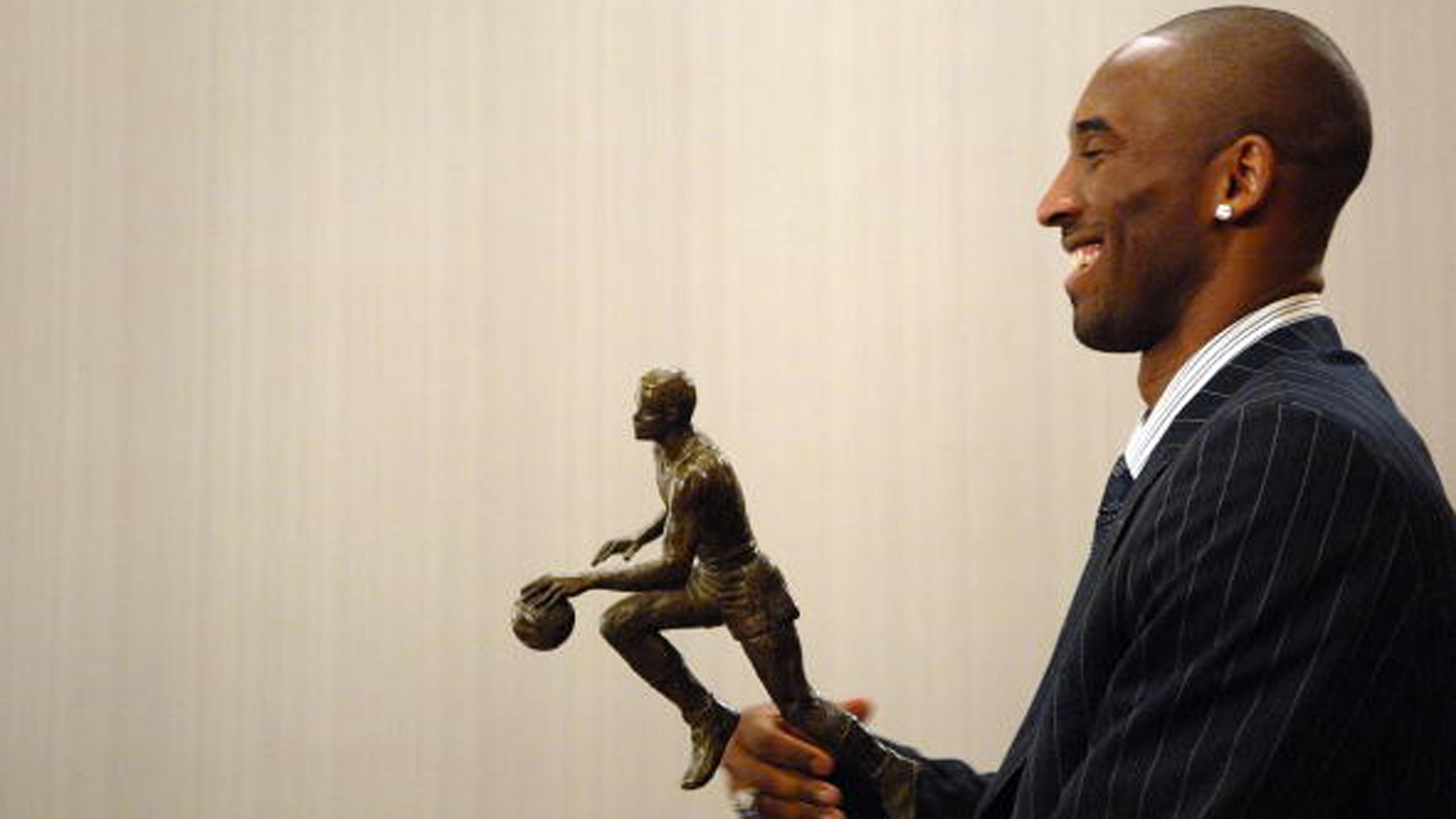 KOBE MVP :  » IL N&rsquo;YAVAIT PAS PHOTO  » SELON TURIAF